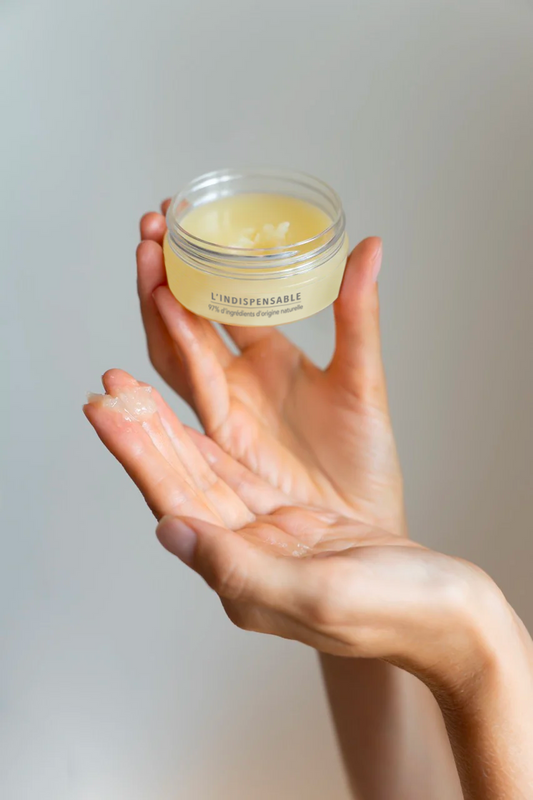 10 Astuces pour Optimiser l'Absorption de Votre Baume Multi-Usages sur Peau Très Sèche